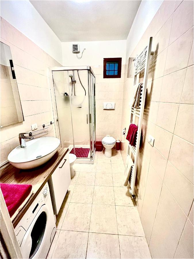 Petite Maison Сірміоне Екстер'єр фото